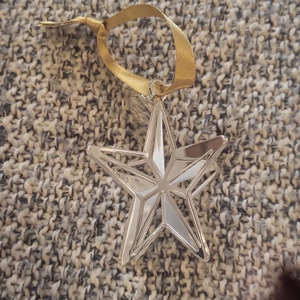 Pandora Silver Star Holiday Ornament Beautiful Shiny Boxed Fab On Tree